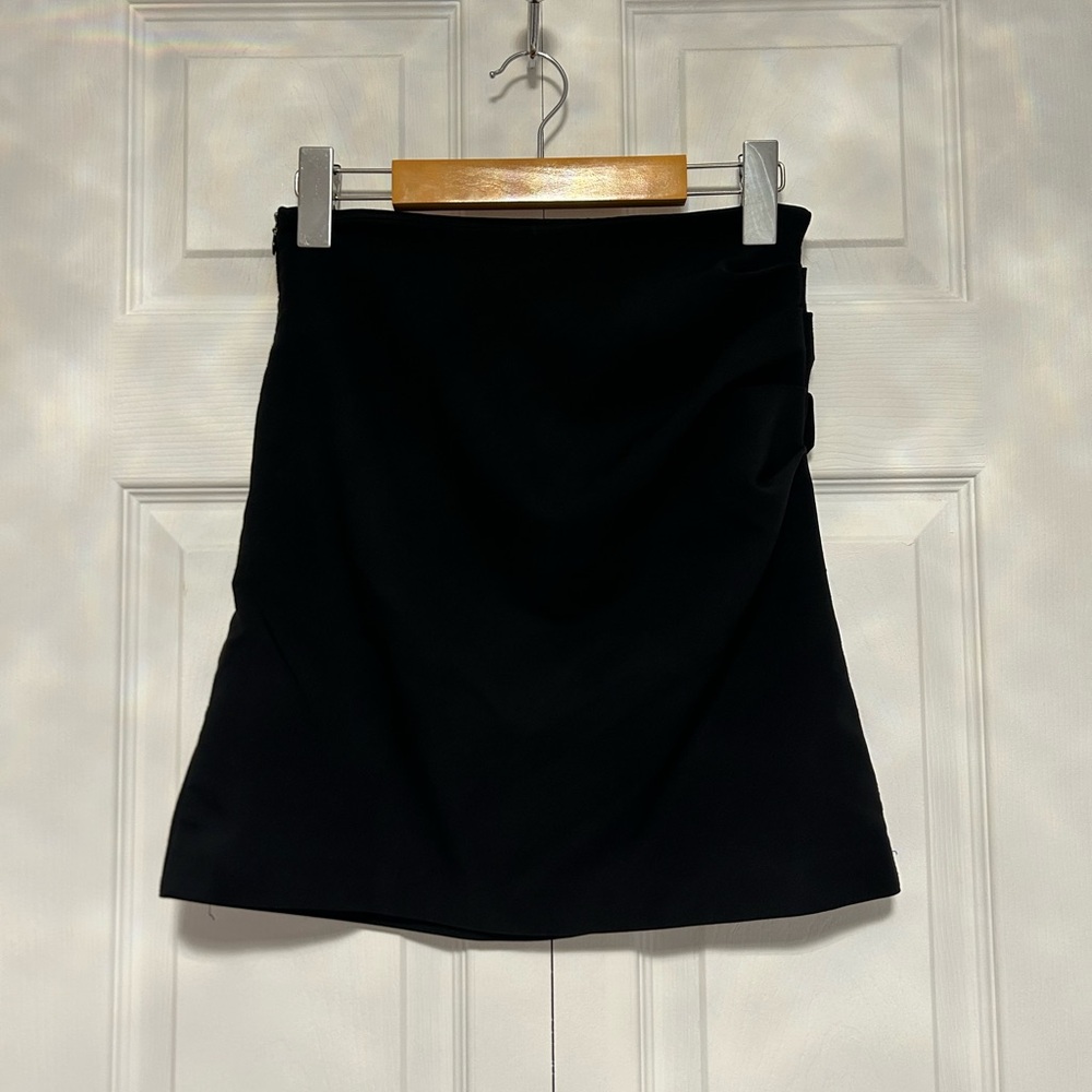 Dynamite Classic Black Ruched Mini Skirt